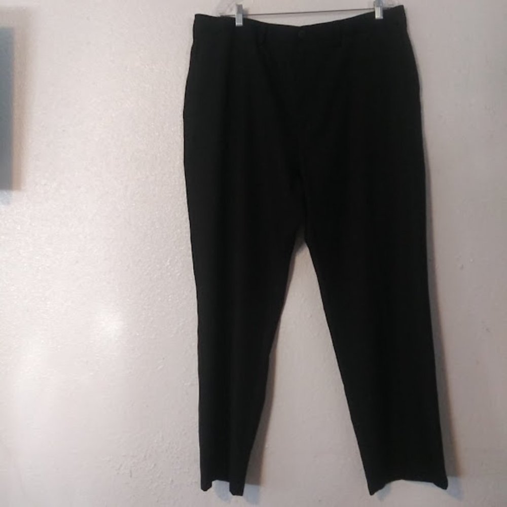 Haggar H26 Black Men's Dress Pants Size 42 x 32